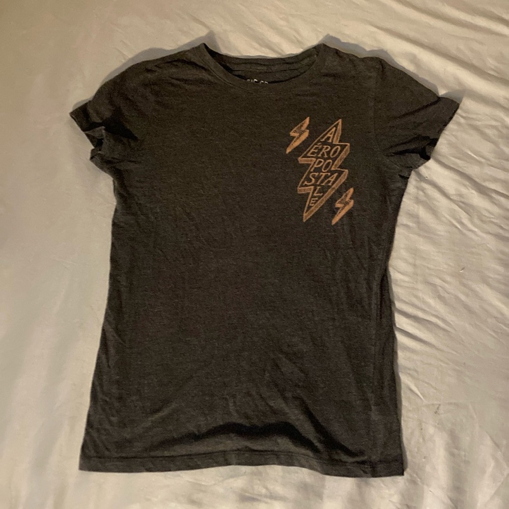 Aéropostale gray t-shirt